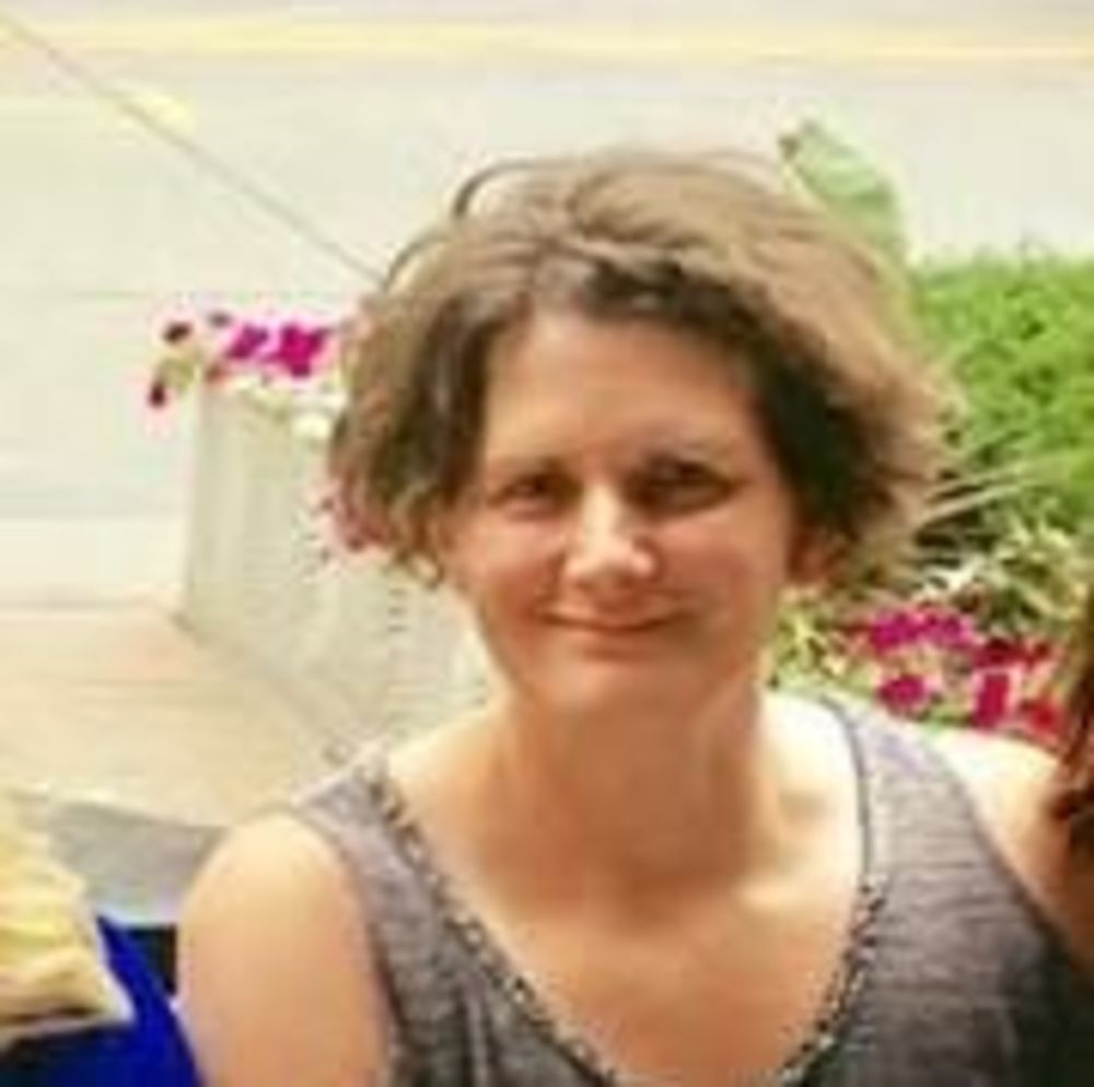 Meet your Posher, Dorcas